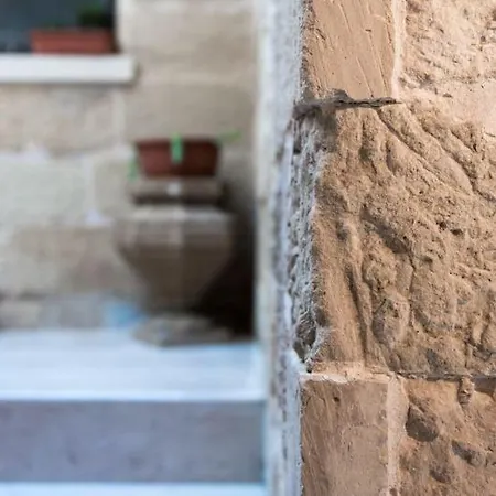 Palazzo Castromediano 3*